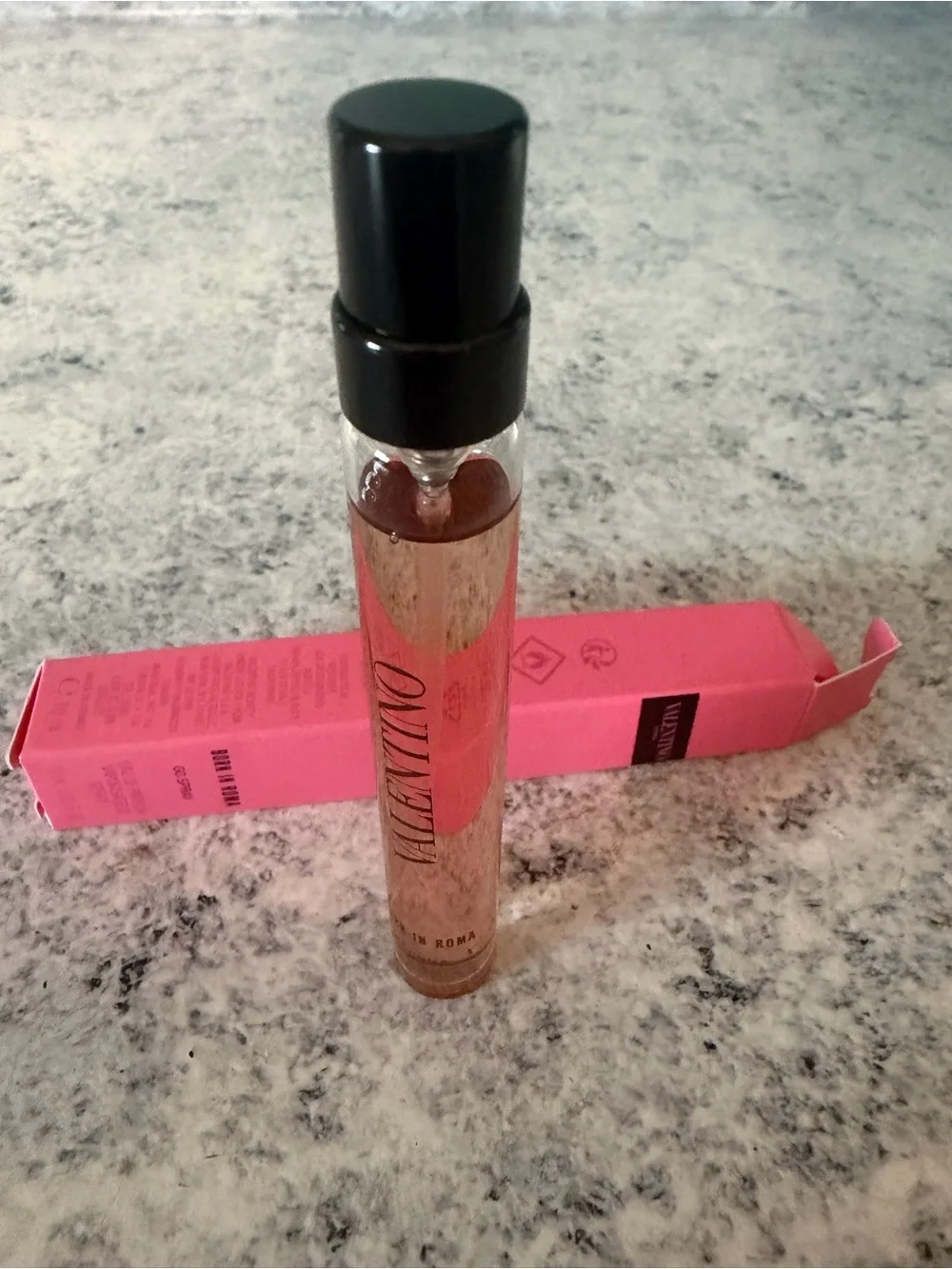 Valentino roma spray travel
